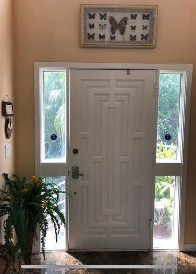 Large Luxury Studio With View In Santa Monica Exterior photo