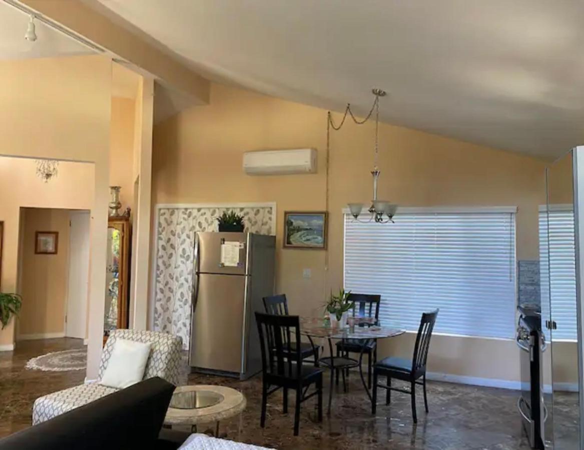 Large Luxury Studio With View In Santa Monica Exterior photo