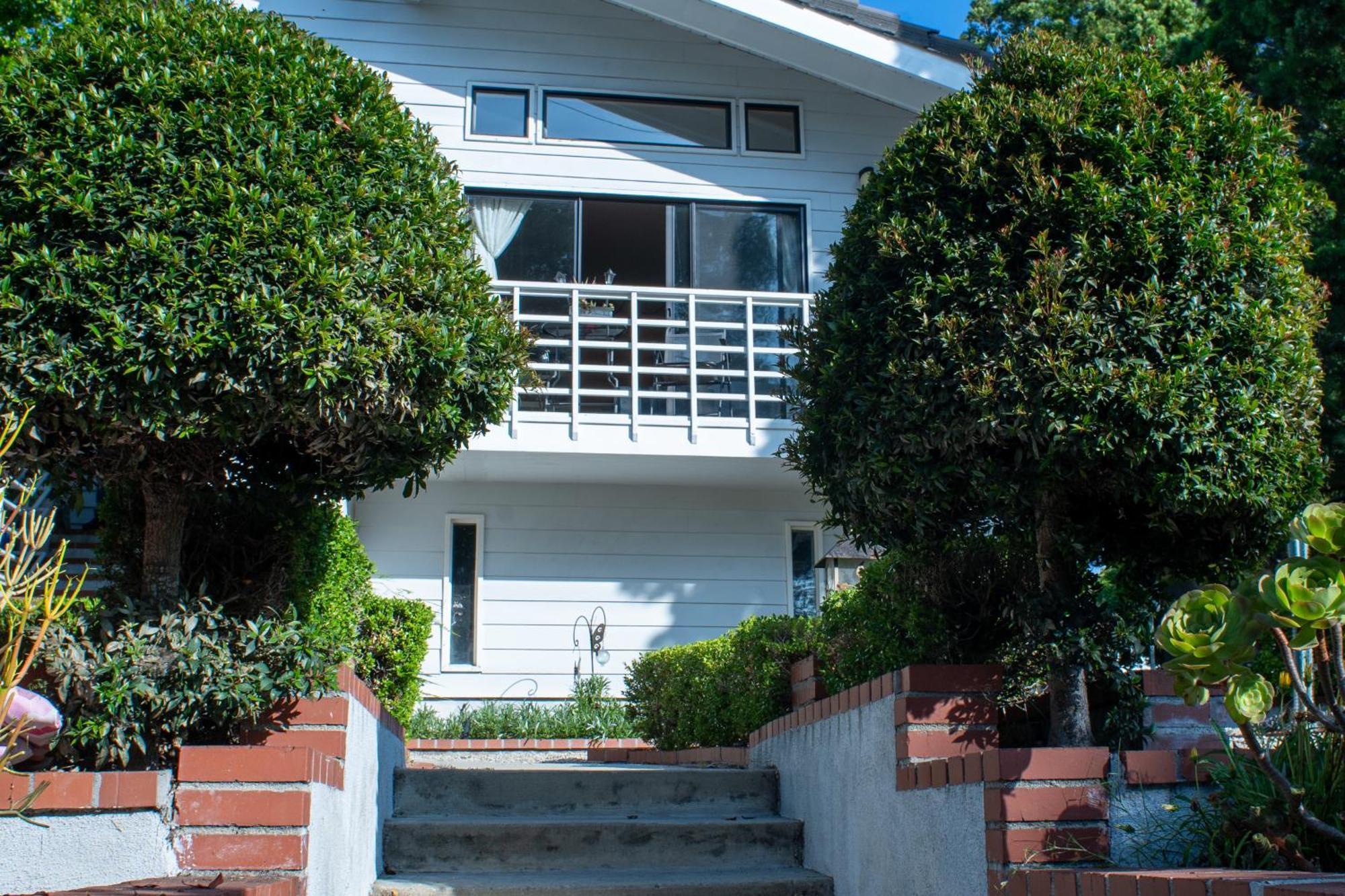 Large Luxury Studio With View In Santa Monica Exterior photo